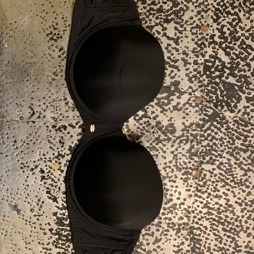 Strapless Calvin Klein Bra